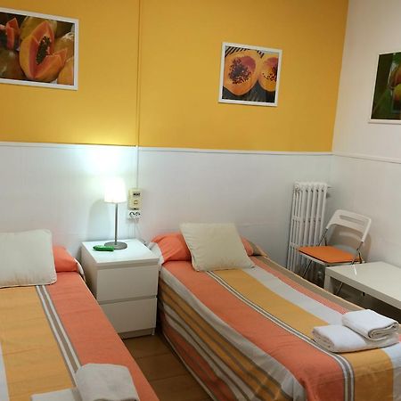 Hostal Valls Barcelona Kültér fotó