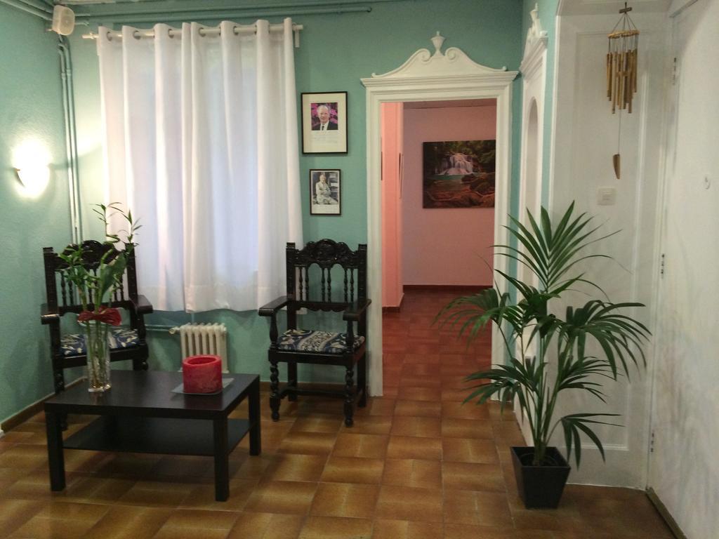 Hostal Valls Barcelona Kültér fotó