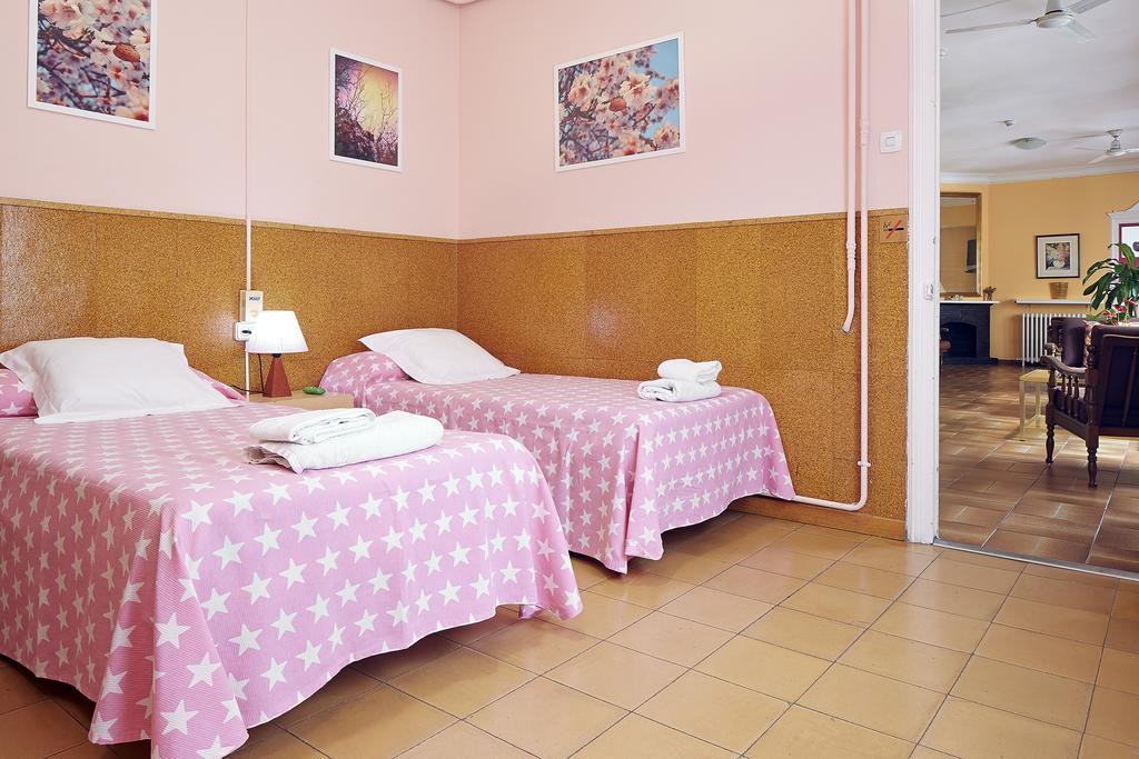 Hostal Valls Barcelona Kültér fotó