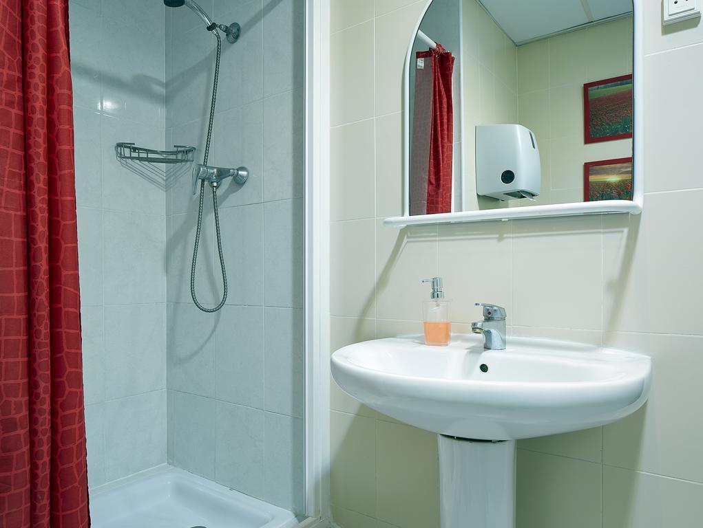 Hostal Valls Barcelona Kültér fotó