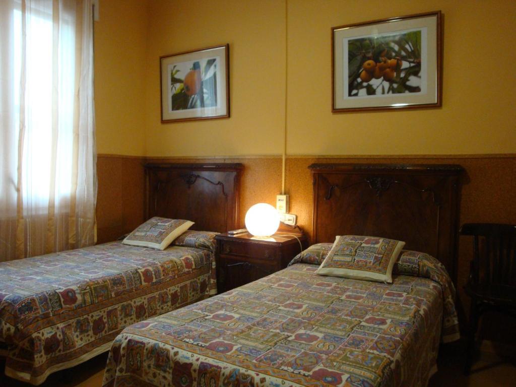 Hostal Valls Barcelona Kültér fotó